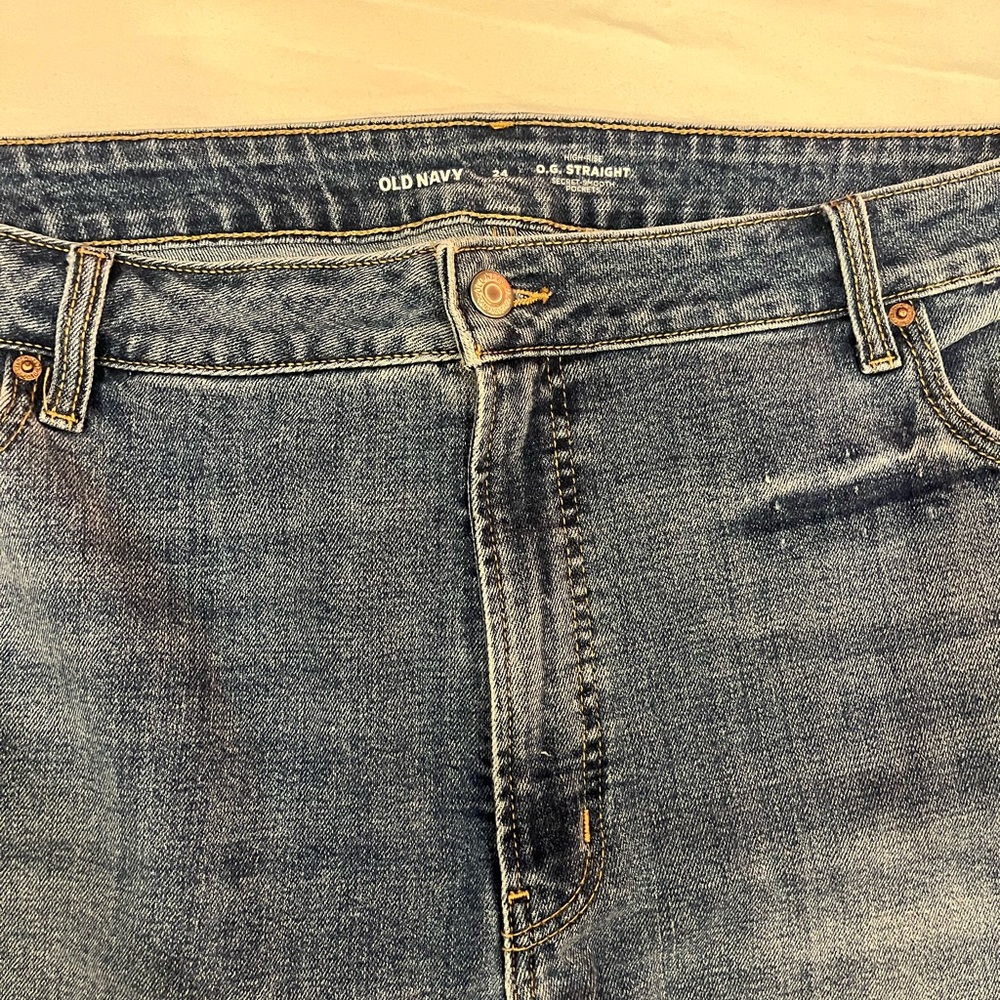 High Rise Slit Jeans - Picture 4 of 10
